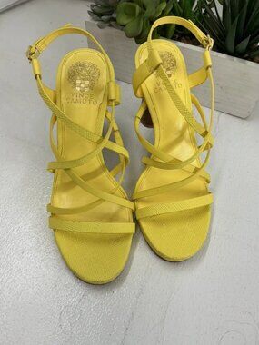 Vince canuto yellow heels size